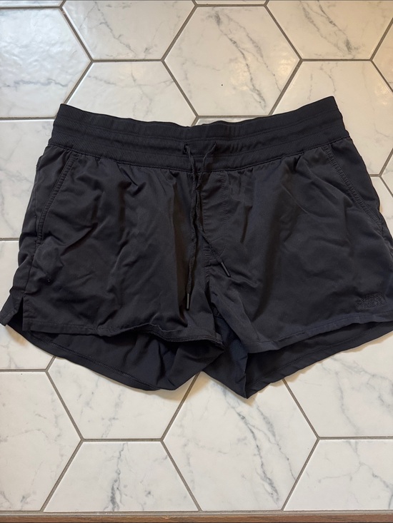 The North Face Pants - The North Face Women's Black Athletic Drawcord Shorts